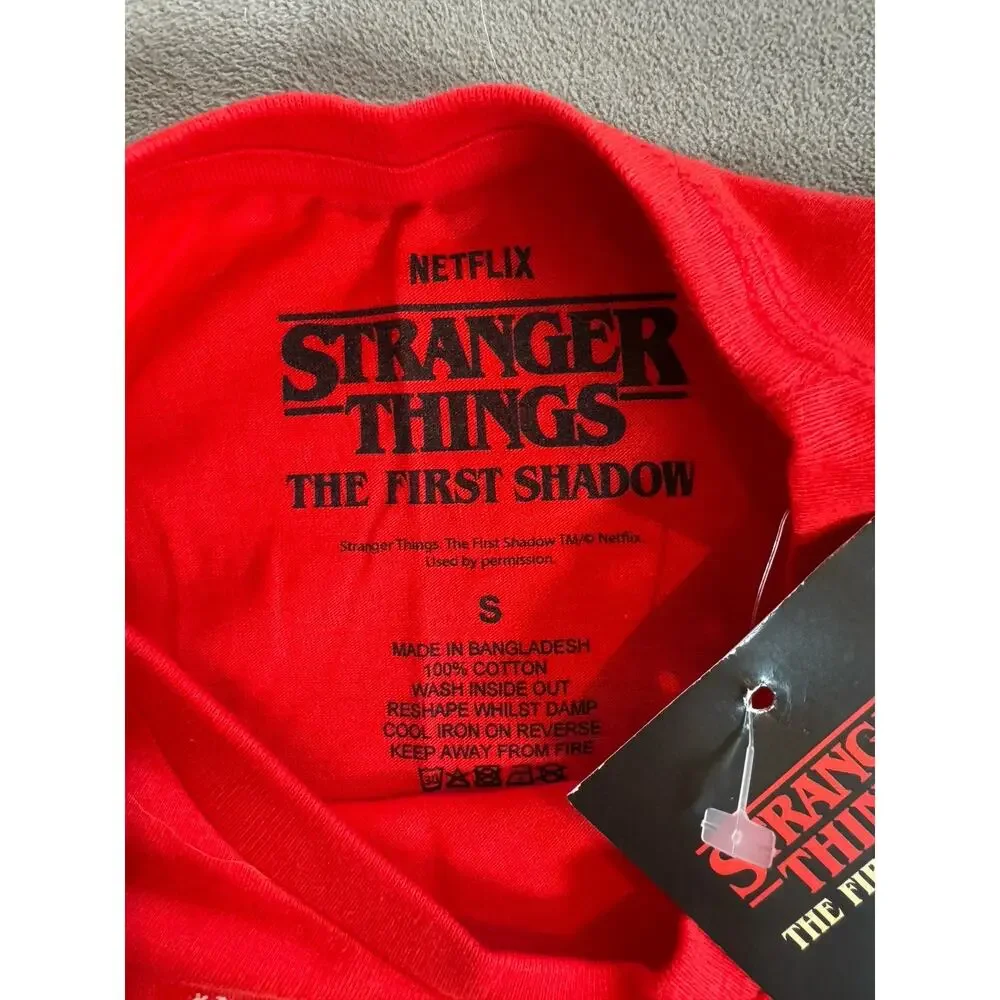Netflix Stranger Things Adults Shirt Size S - Picture 3 of 4